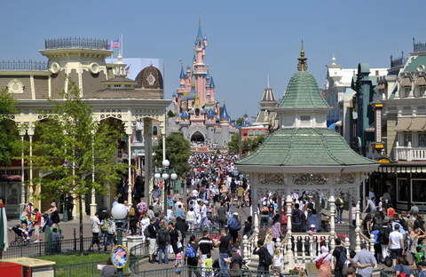 http://www.dreamstime.com/royalty-free-stock-photography-disneyland-paris-image20009257